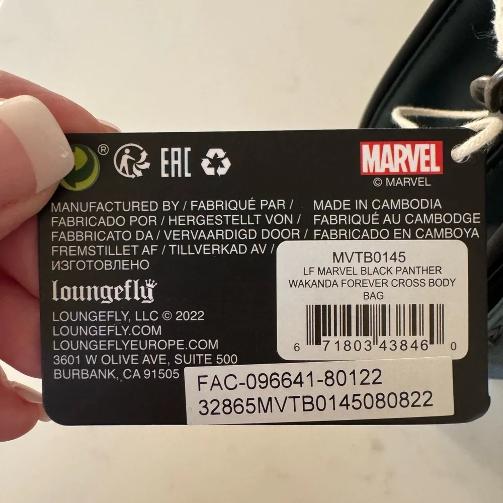 LOUNGEFLY MARVEL BLACK PANTHER WAKANDA FOREVER CROSSBODY BAG